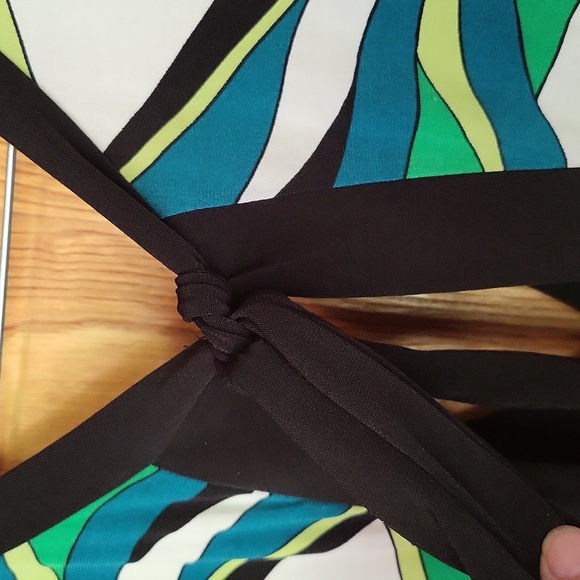 TORRID capped sleeves blouse - Picture 5 of 7